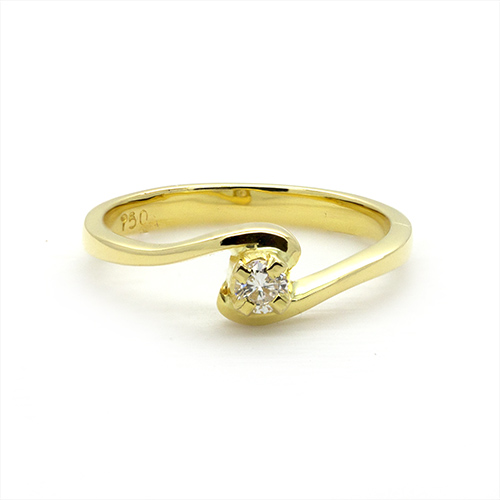 Zaveris Classic Twist 18 Carat Yellow Gold Diamond Ring