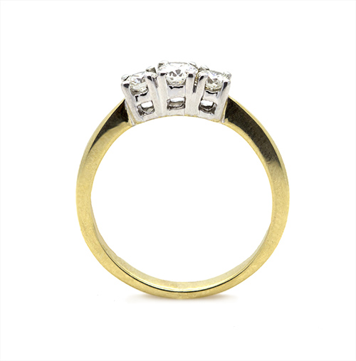 Zaveris 18 Carat Yellow and White Gold Diamond Ring