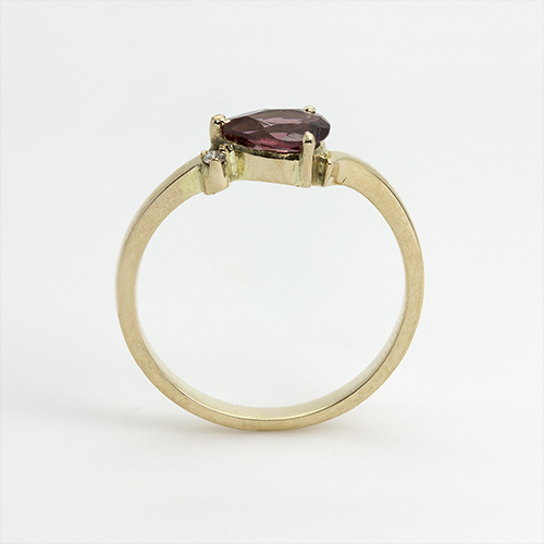 Zaveris 9 Carat Yellow Gold Pomegranate and Diamond Ring