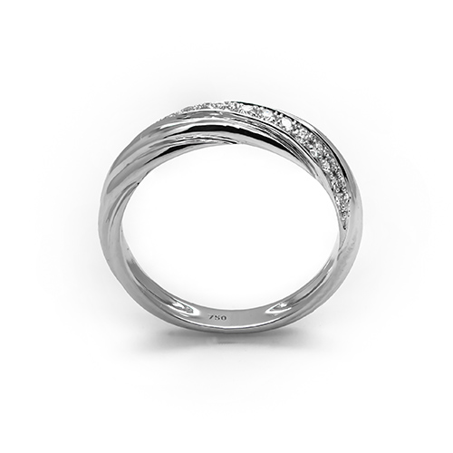 Zaveris Stylish 18 Carat White Gold Diamond Band