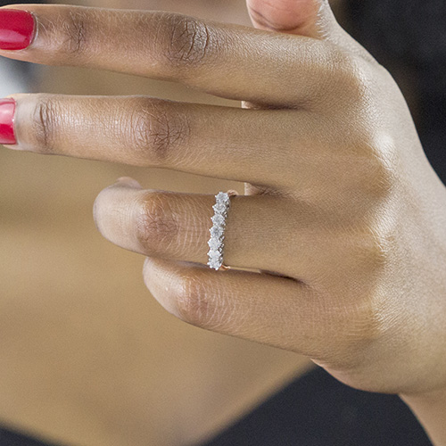 Zaveris 18 Carat White Gold and Diamond Ring