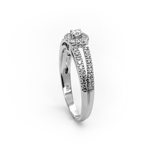 Zaveris Split Shank 18 Carat White Gold Diamond Ring