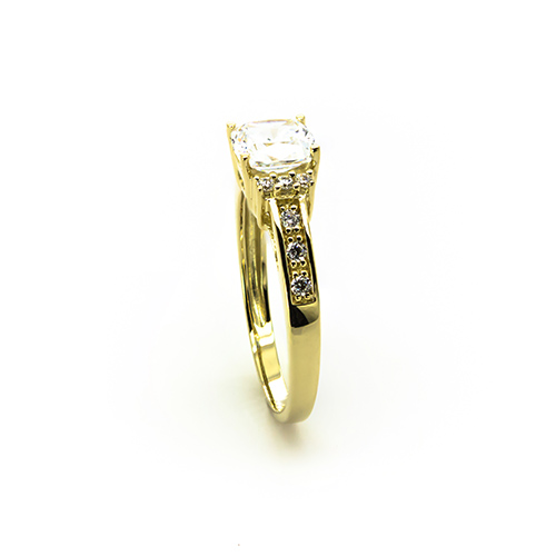 Zaveris 9 Carat Yellow Gold and Cushion Cut Cubic Zirconia Ring