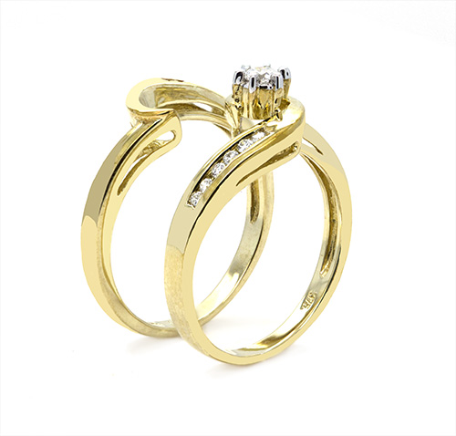 Zaveris 9 Carat Yellow Gold Bypass Duo Diamond Ring