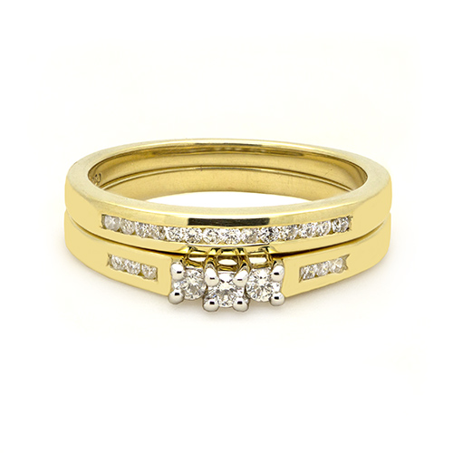 Zaveris 18 Carat Yellow Gold and Diamond Bridal Set Rings