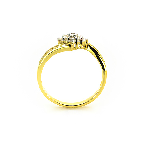 Zaveris Bypass 18 Carat Yellow Gold Diamond Ring