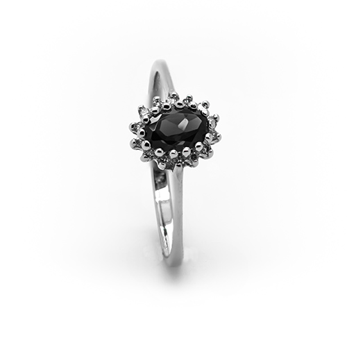 Zaveris 9 Carat White Gold Red Garnet and Diamond Ring