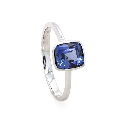 Zaveris 18 Carat White Gold Tanzanite Engagement Ring