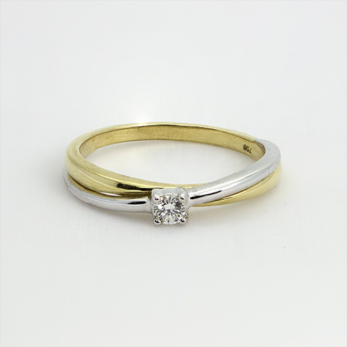 Zaveris Crossover 18 Carat Yellow Gold Diamond Ring