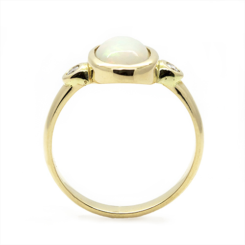 Zaveris 18 Carat Yellow Gold Opal and Diamond Ring