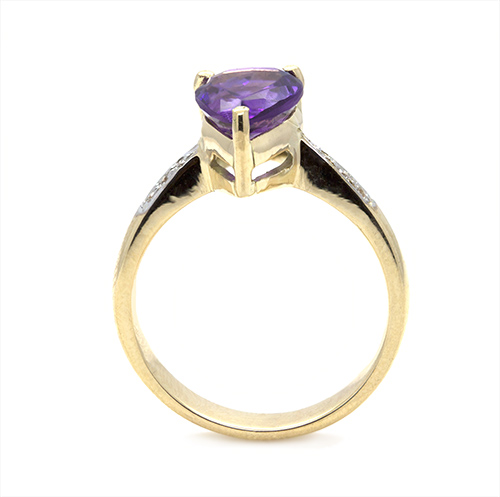Zaveris 18 Carat Yellow Gold Pear Cut Amethyst and Diamond Ring