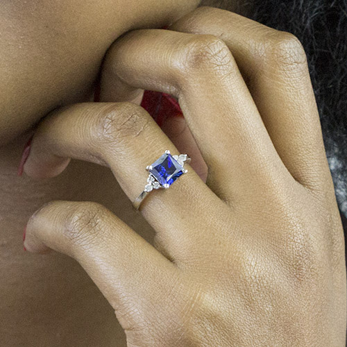 Zaveris 18 Carat White Gold Blue Sapphire and Diamond Ring
