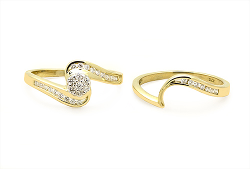 Zaveris Duo 9 Carat Yellow Gold Bypass Diamond Ring