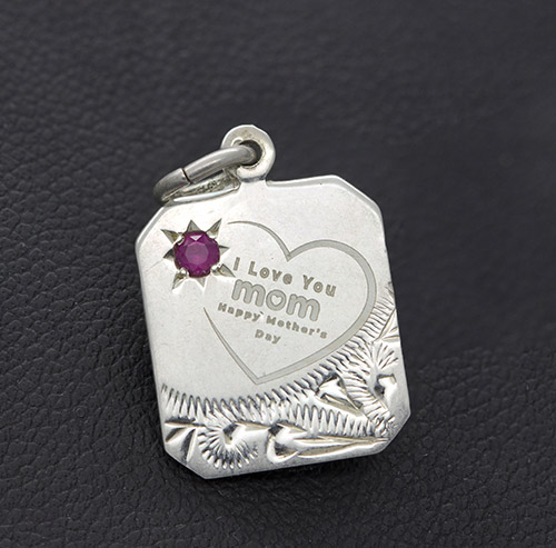 Personalize your Mother's Day Gift