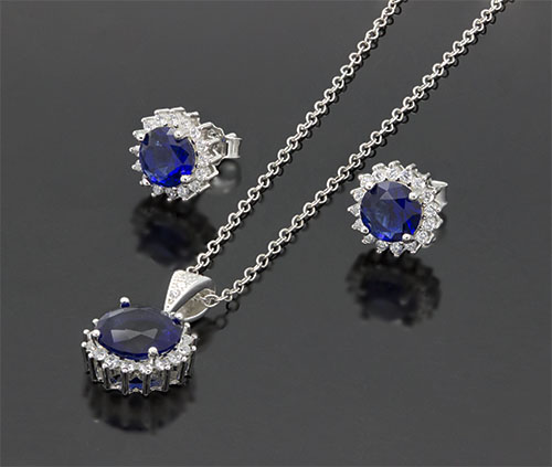 Zaveris Sterling Silver Round Blue Sapphire Pendant Set