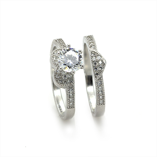 Zaveris Sterling Silver Cubic Zircon Heart Bridal Set