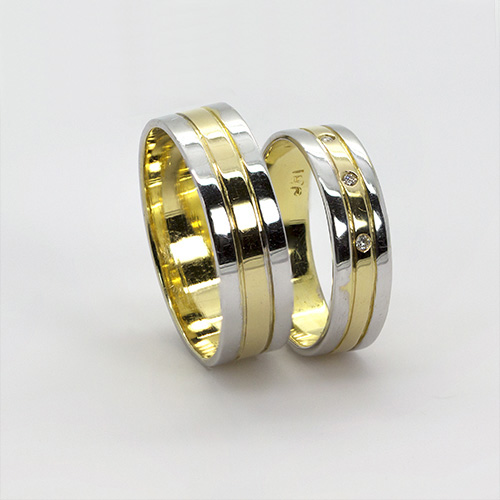 Zaveris 18 Carat White and Yellow Gold Diamond Wedding Bands