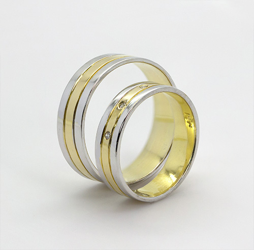 Zaveris 18 Carat White and Yellow Gold Diamond Wedding Bands