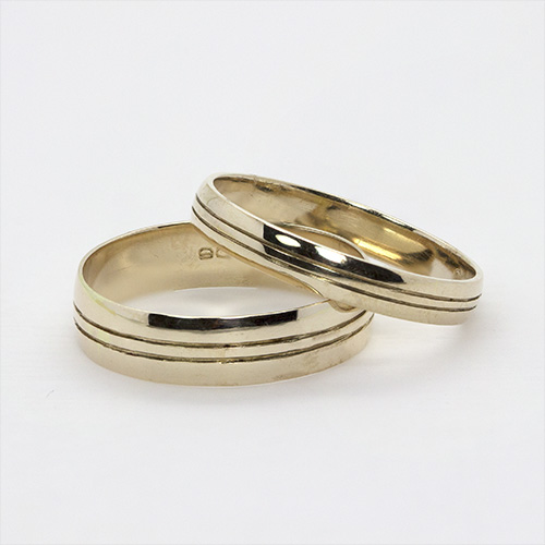 Zaveris 9 Cart Yellow Gold Mara Wedding Bands