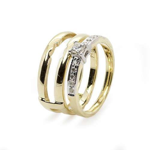 Zaveris 18 Carat Solid Yellow Gold and Diamond Bridal Set