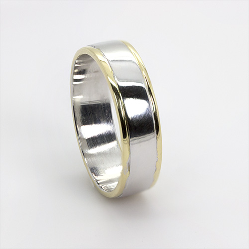 Zaveris 18 Carat White and Yellow Gold Masculine Wedding Ring
