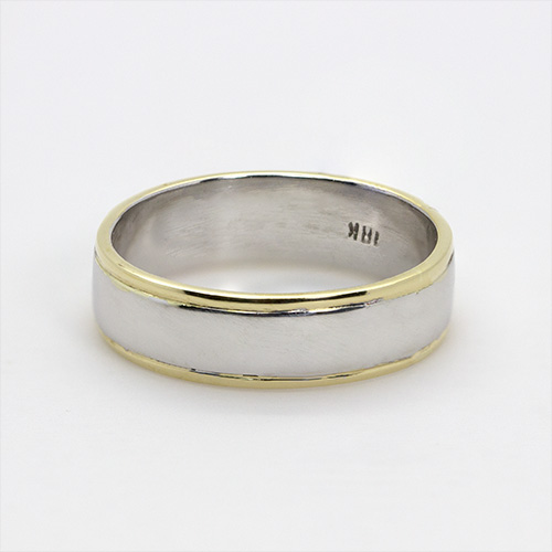Zaveris 18 Carat White and Yellow Gold Masculine Wedding Ring