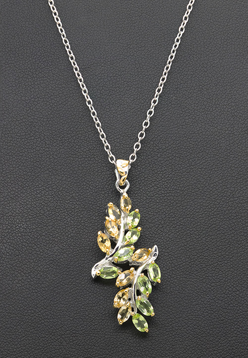Zaveris Sterling Silver and Peridot Necklace