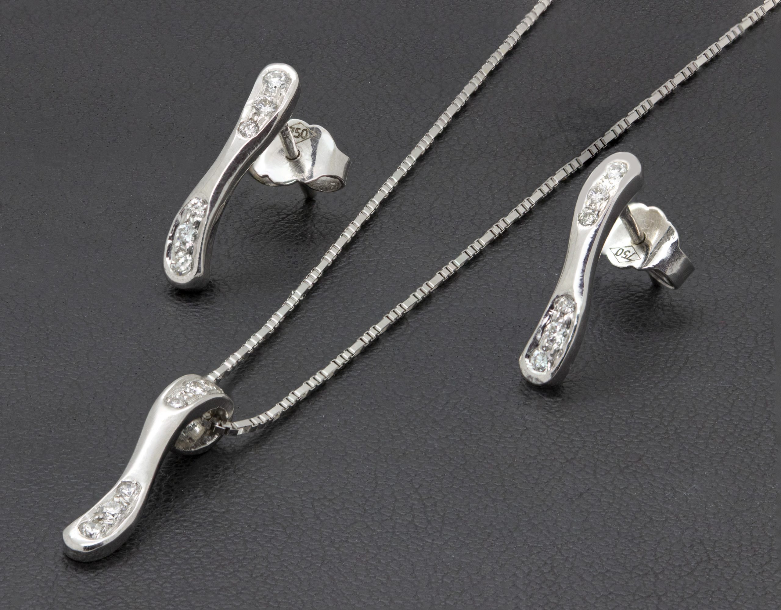 Zaveris 18 Carat White Gold and Channel Diamond Pendant Set