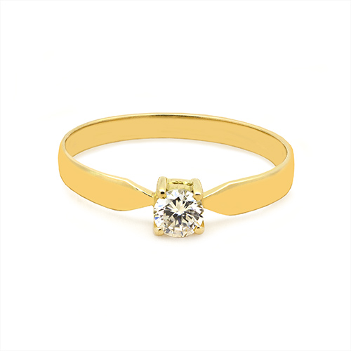 Zaveris 18 Carat Yellow Gold and Round Cut Cubic Zirconia Ring