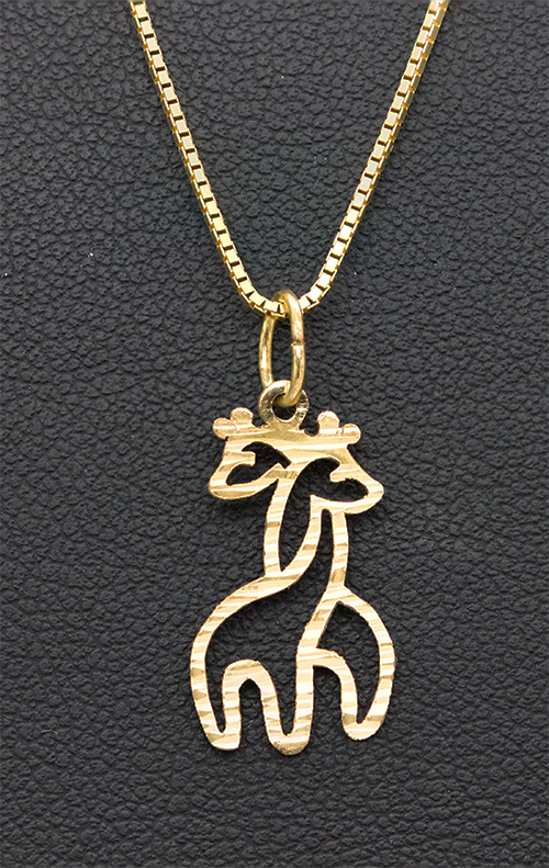 Zaveris 18 Carat Yellow Gold Twin Giraffe Pendant Necklace