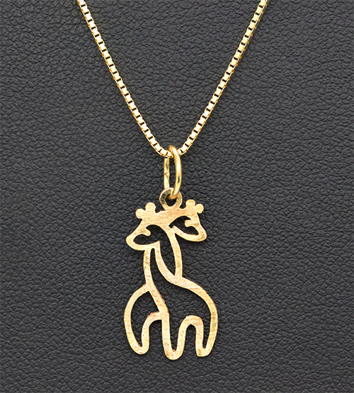 Zaveris 18 Carat Yellow Gold Twin Giraffe Pendant Necklace