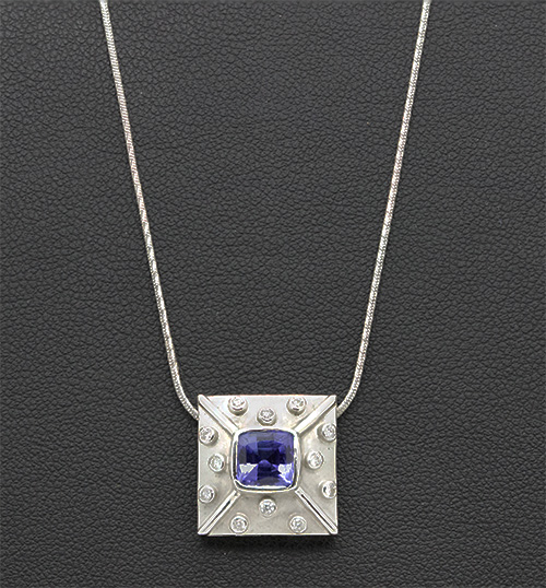 Zaveris 18 Carat White Gold Tanzanite and Diamond Necklace