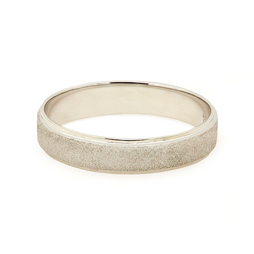 Zaveris 18 Carat White Gold Wedding Band