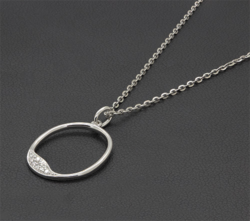 Zaveris 18 Carat Round White Gold and Diamond Necklace