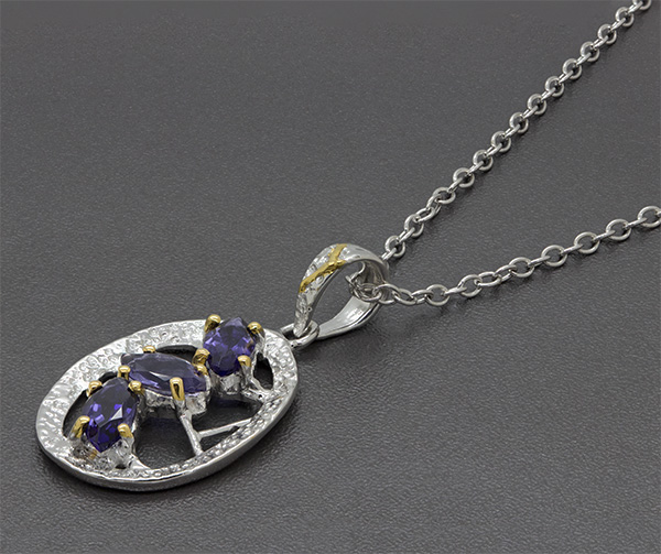 Zaveris Sterling Silver Iolite Pendant