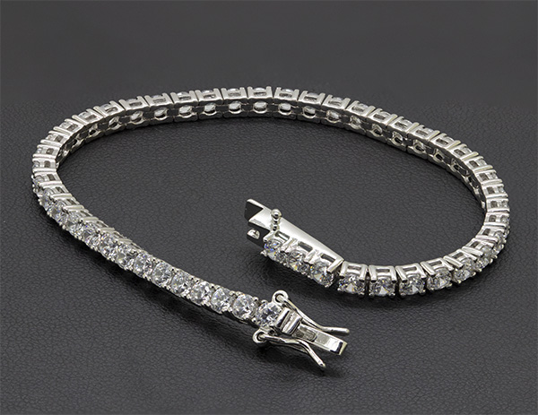 Zaveris Sterling Silver Four Prong Cubic Zirconia Bracelet
