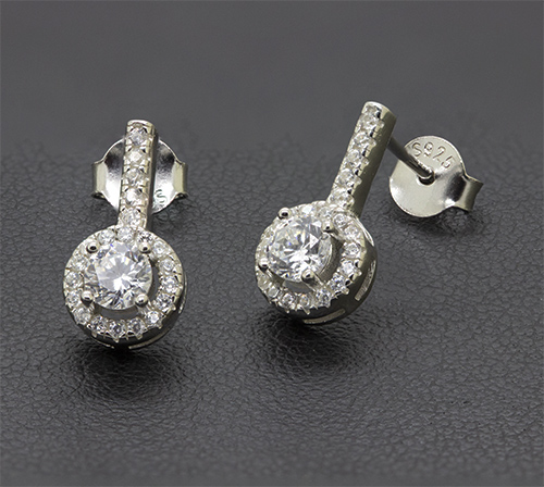 Zaveris Sterling Silver Dashing Cubic Zirconia Pendant Set