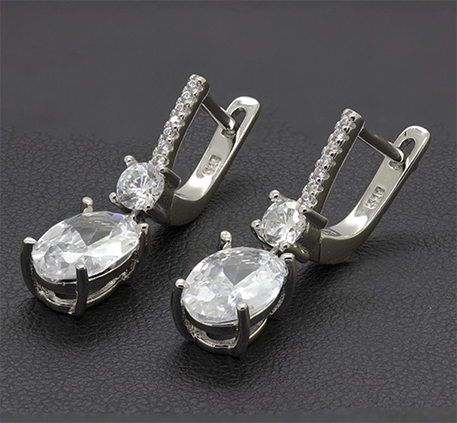 Zaveris Sterling Silver Oval and Round Elegance Pendant Set
