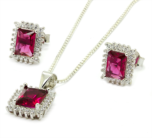 Zaveris Sterling Silver Passionate Zircon Pendant Set