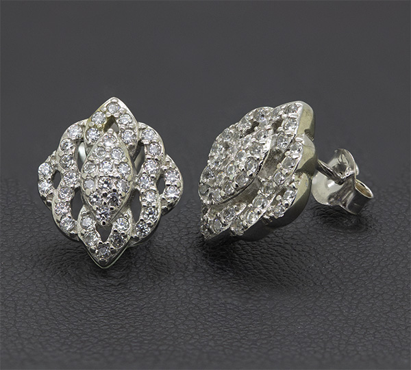 Zaveris Sterling Silver Sparkling Leaves Pendant Set
