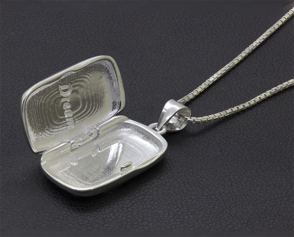 Zaveris Sterling Silver Mini Masterpiece Locket