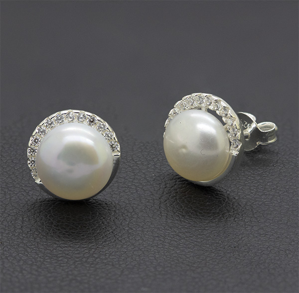 Zaveris Sterling Silver Semi-Round Pearl Pendant Set
