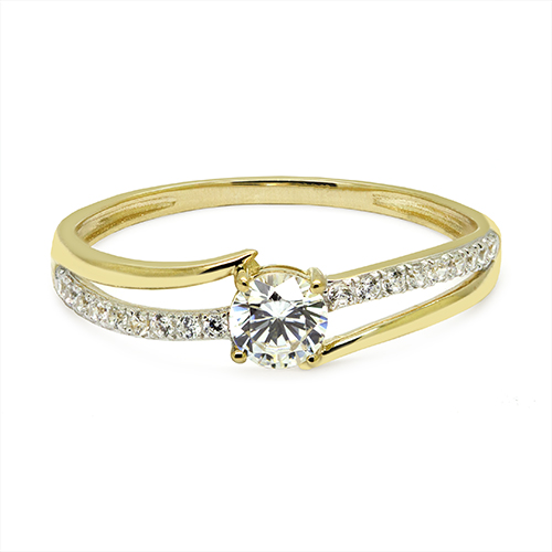 Zaveris 9 Carat Yellow Gold Cubic Zirconia Ring