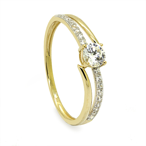 Zaveris 9 Carat Yellow Gold Cubic Zirconia Ring