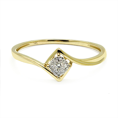 Zaveris 14 Carat Yellow Gold Diamond Accent Ring