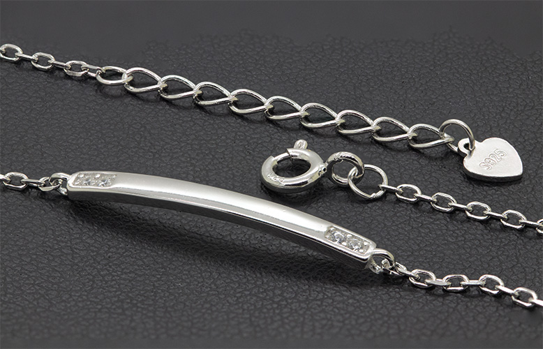 Zaveris Sterling Silver Bar Bracelet