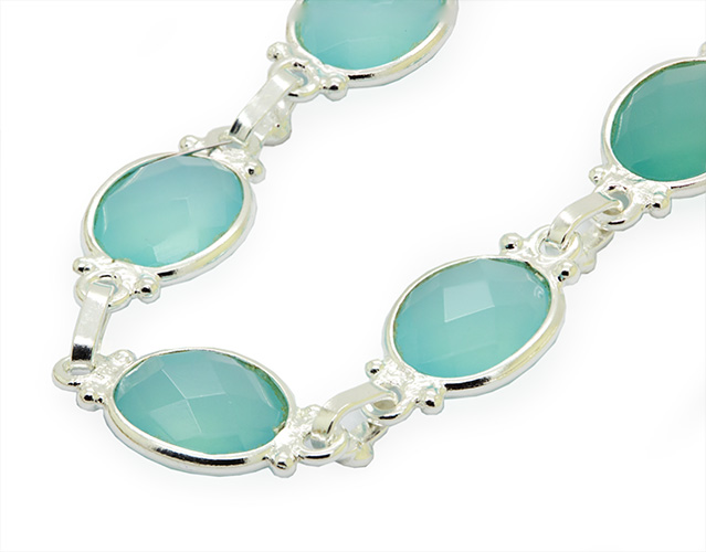 Zaveris Sterling Silver Oval Shape Chalcedony Bracelet