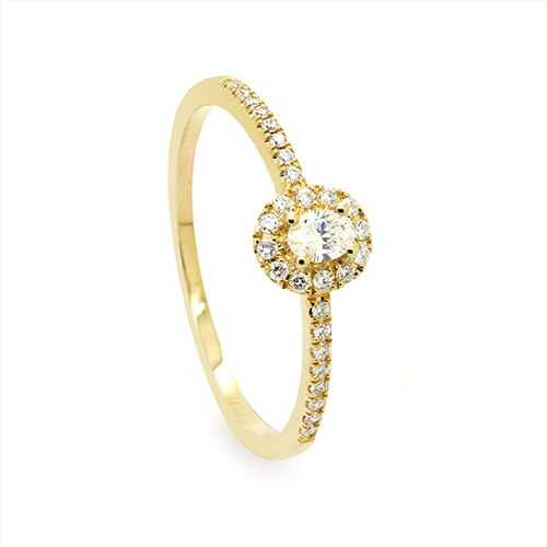 Zaveris 18 Carat Yellow Gold Oval-Cut Diamond Ring