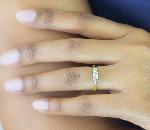 Zaveris 18 Carat Yellow and White Gold Diamond Ring
