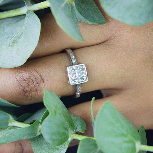 Zaveris 18 Carat White Gold Princess Cut Diamond Gold